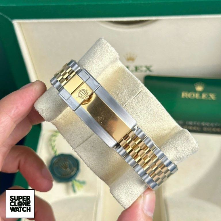 Dong Ho Rolex Che Tac GMT Master II 126713GRNR Clean Factory 41mm 17 768x768 1
