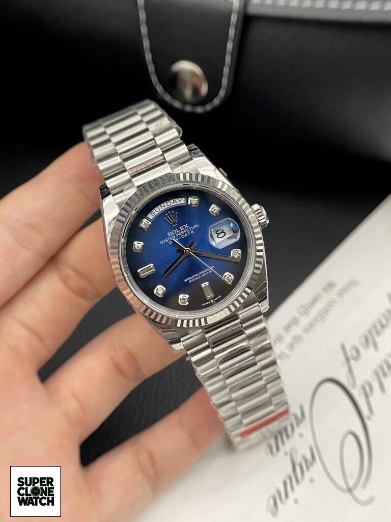 Dong Ho Rolex Day Date Mat Xanh Duong Fake 11 Nha May EW 36mm 5 768x1024 1