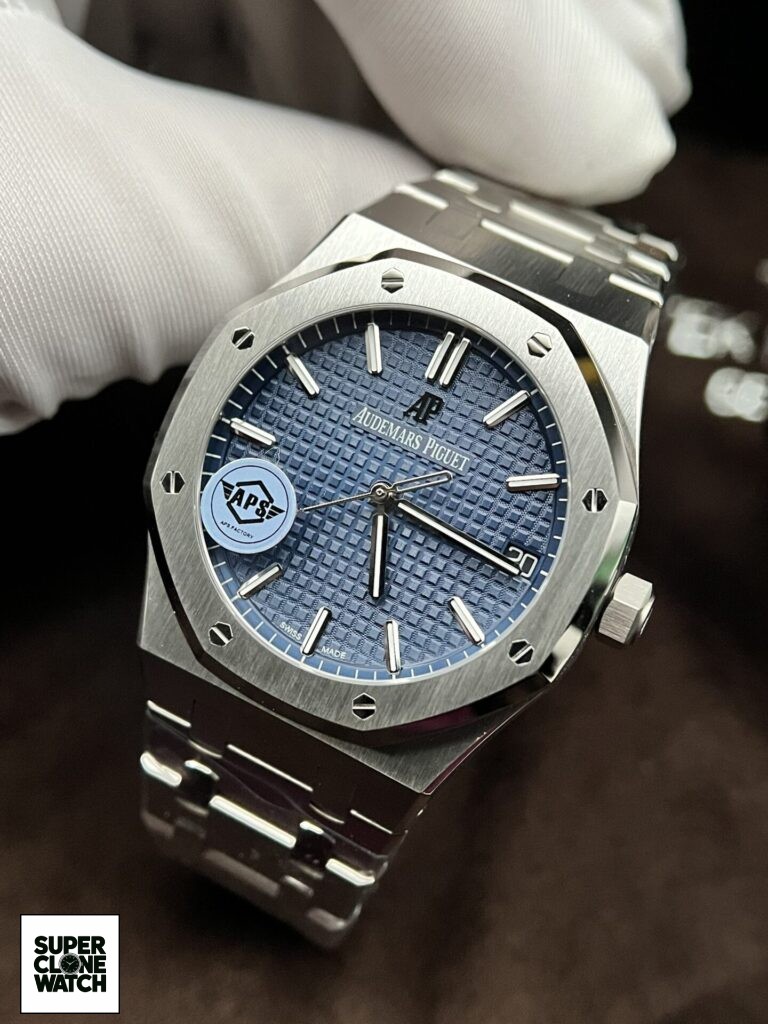 Dong Ho Audemars Piguet Royal Oak 15500ST Mat Xanh Duong APS 41mm 3 768x1024 1