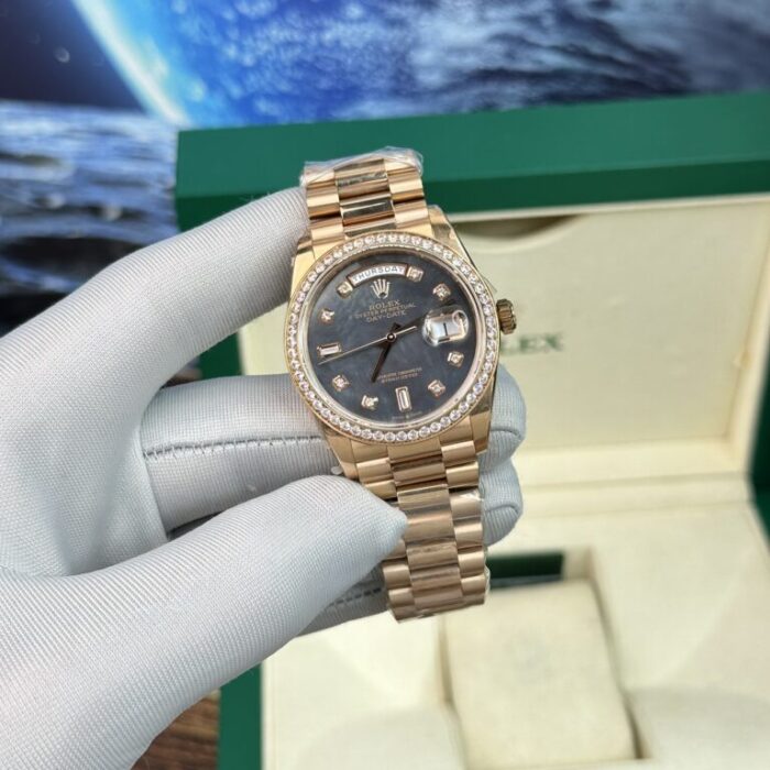 Dong-Ho-Nam-Rolex-Day-Date-Mat-Xa-Cu-Tim-Fake-11-BP-Factory-40mm-1-768x768 Dong Ho Nam Rolex Day Date Mat Xa Cu Tim Fake 11 BP Factory 40mm 1 768x768 1