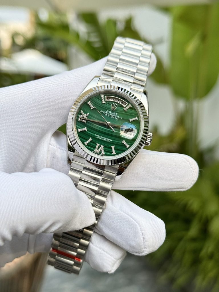 Dong Ho Rolex Che Tac Day Date Mat So Da Khong Tuoc Xanh 40mm 5 768x1024 1