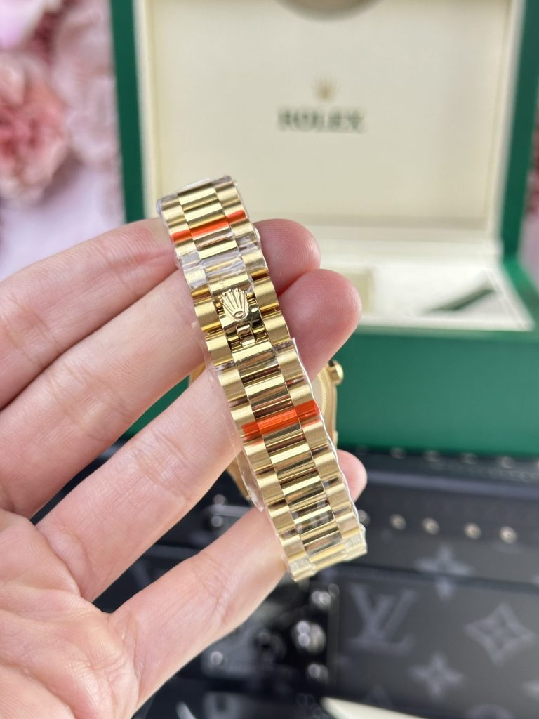 Dong Ho Rolex DateJust 278288 Replica 11 Nu Mat So Hoa Tiet Hoa Xanh Oliu 31mm 7 768x1024 1