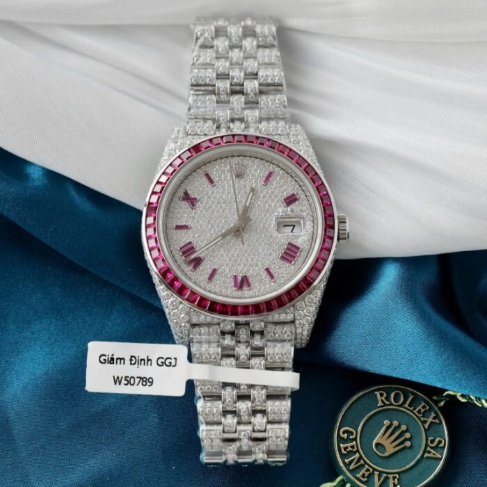 Dong-Ho-Rolex-DateJust-Che-Tac-Hong-Ngoc-Kim-Cuong-Moissanite-Hong-Kong-41mm-2-768x768 Dong Ho Rolex DateJust Che Tac Hong Ngoc Kim Cuong Moissanite Hong Kong 41mm 2 768x768 1