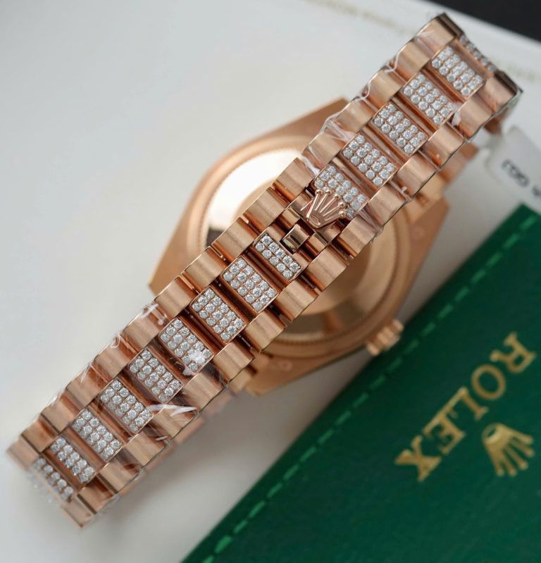 Dong Ho Rolex DateJust Nu Mat Chocolate Che Tac Boc Vang Dinh Moissanite 31mm 1 768x799 1