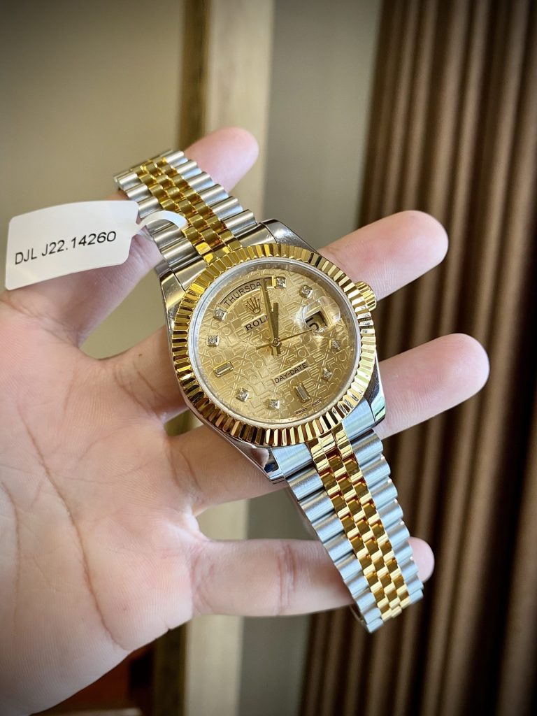 Dong Ho Rolex Day Date Che Tac Boc Vang That Mat Vi Tinh 40mm 7 768x1024 1
