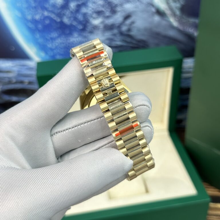 Dong Ho Rolex Day Date Fake 11 Mat Xa Cu Dinh Da Nha May BP 40mm 1 768x768 1