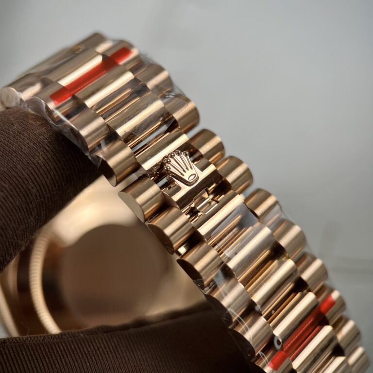 Dong Ho Rolex Day Date Nam Mat Xa Cu Tim Nha May TW 40mm 7 768x768 1