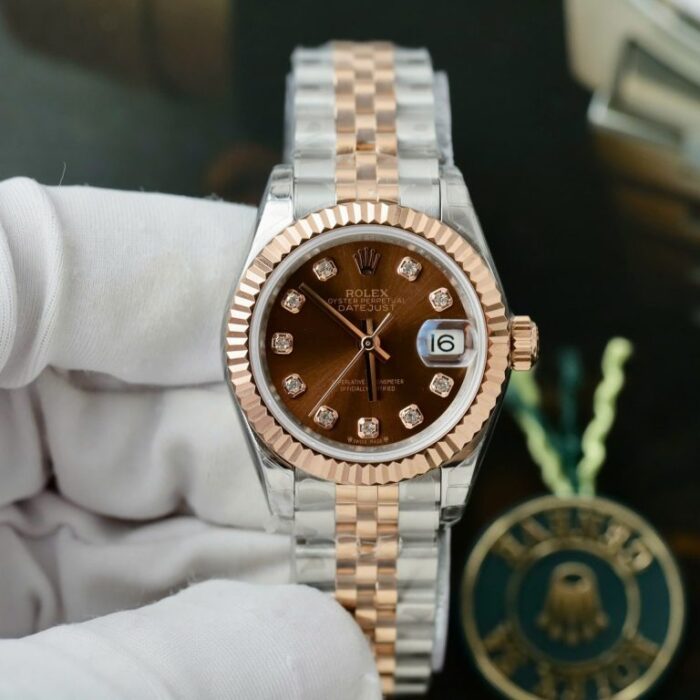 Dong-Ho-Rolex-Lady-DateJust-Nu-Mat-Nho-Mau-Chocolate-Replica-Cao-Cap-28mm-6-768x768 Dong Ho Rolex Lady DateJust Nu Mat Nho Mau Chocolate Replica Cao Cap 28mm 6 768x768 1