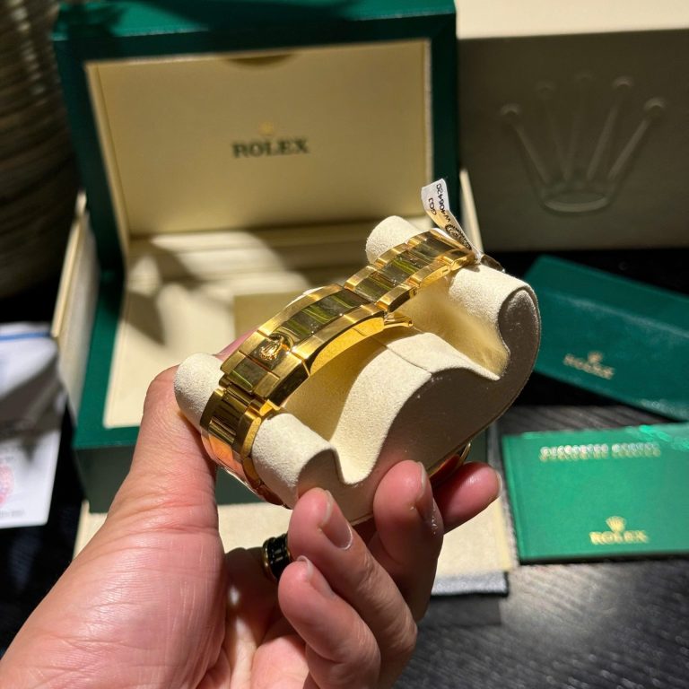 Dong Ho Rolex Daytona 116598RBOW Che Tac Boc Vang Dinh Da Quy Tong Hop 40mm 2 768x768 1