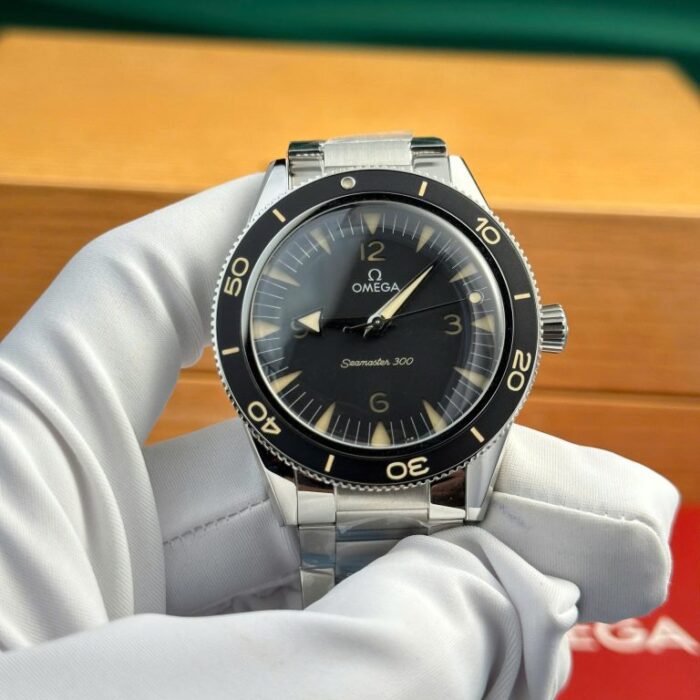 Dong Ho Omega Seamaster 300 Heritage Replica 1 1 Mat Den Day Kim Loai Xuong VS 41mm 4 768x768 1