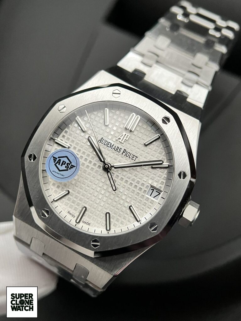 Dong Ho Audemars Piguet Royal Oak 15500ST Mat Trang APS 41mm 1 768x1024 2