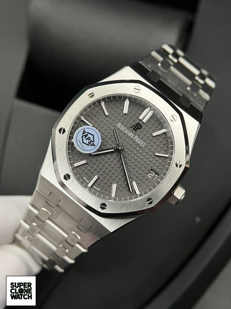 Dong Ho Audemars Piguet Royal Oak 15500ST Mat Xam Nha May APS 41mm 2 768x1024 1