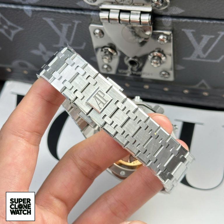 Dong Ho Audemars Piguet Royal Oak 26240ST Rep 11 768x768 1