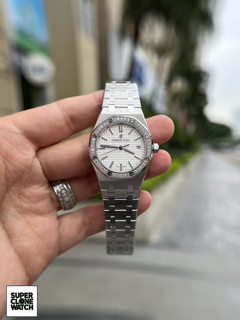 Dong Ho Audemars Piguet Royal Oak Che Tac Day Kim Loai Nu 34mm 1 768x1024 1