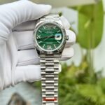 Dong Ho Rolex Che Tac Day Date Mat So Da Khong Tuoc Xanh 40mm 4 768x1024 1