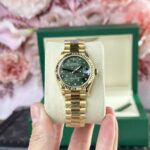 Dong Ho Rolex DateJust 278288 Replica 11 Nu Mat So Hoa Tiet Hoa Xanh Oliu 31mm 8 768x1024 1