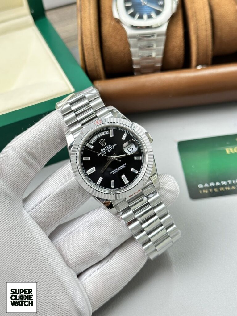 Dong Ho Rolex Day Date 228236 Rep 11 Nang 167gr Mat Den GM Factory 40mm 2 768x1024 1