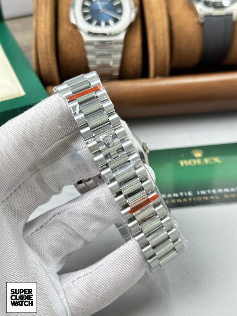 Dong Ho Rolex Day Date 228236 Rep 11 Nang 167gr Mat Den GM Factory 40mm 5 768x1024 1