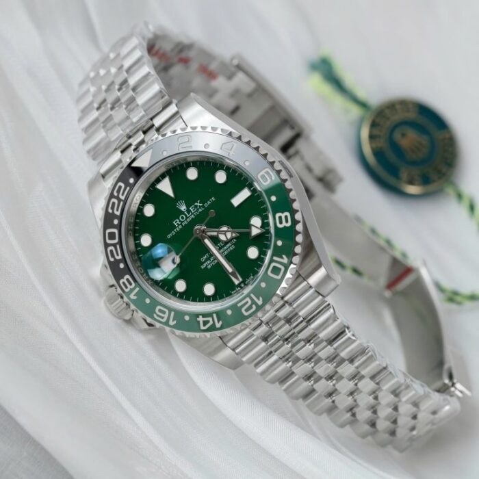 Dong Ho Rolex GMT Master II 126729VTNR Rep 11 Mat Xanh La Cay Day Jubilee 40mm 3 768x768 1