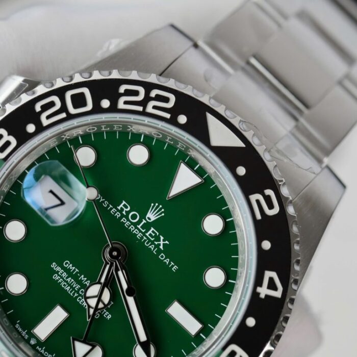 Dong Ho Rolex GMT Master II 126729VTNR Replica 11 Mat Xanh La Cay Day Oyster 40mm 6 768x768 1