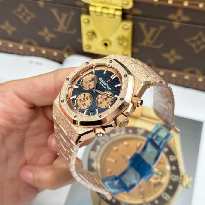 Dong Ho Audemars Piguet Replica 11 Royal Oak Chronograph Frosted Gold 26240 Mat Xanh Blue Xuong APS 41mm 6 768x768 1