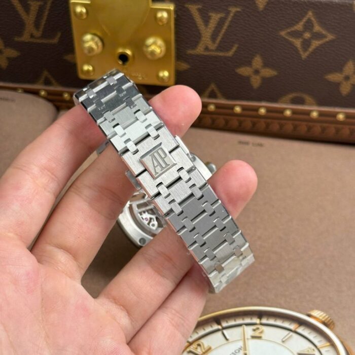 Dong Ho Audemars Piguet Replica 11 Royal Oak Tourbillon 26735 Mat Skeleton 41mm 2 768x768 1