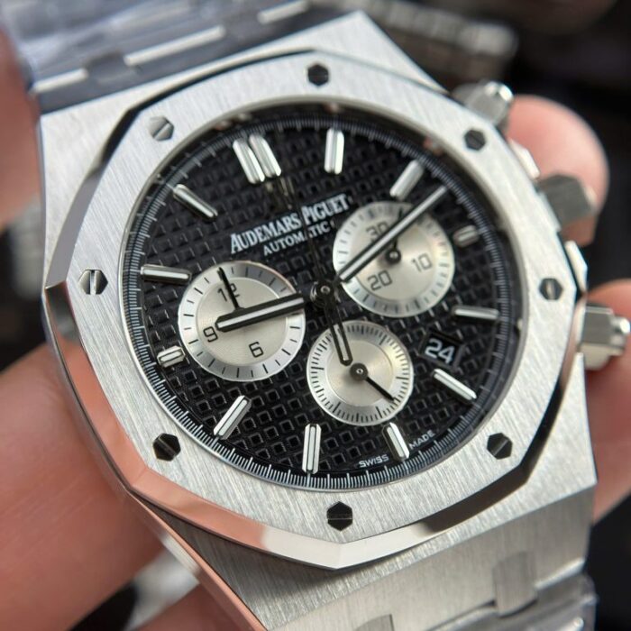 Dong Ho Audemars Piguet Royal Oak 26331 Chronograph Replica 11 Mat Den 41mm 10 768x768 1