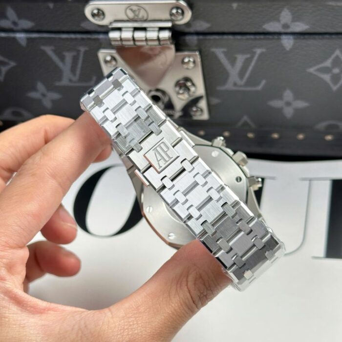 Dong Ho Audemars Piguet Royal Oak 26331 Chronograph Replica 11 Mat Den 41mm 2 768x768 1