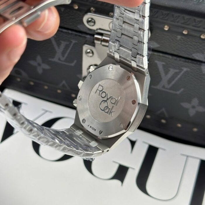 Dong Ho Audemars Piguet Royal Oak 26331 Chronograph Replica 11 Mat Den 41mm 3 768x768 1