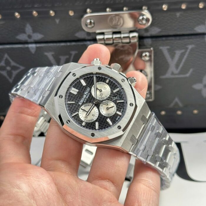 Dong Ho Audemars Piguet Royal Oak 26331 Chronograph Replica 11 Mat Den 41mm 6 768x768 1